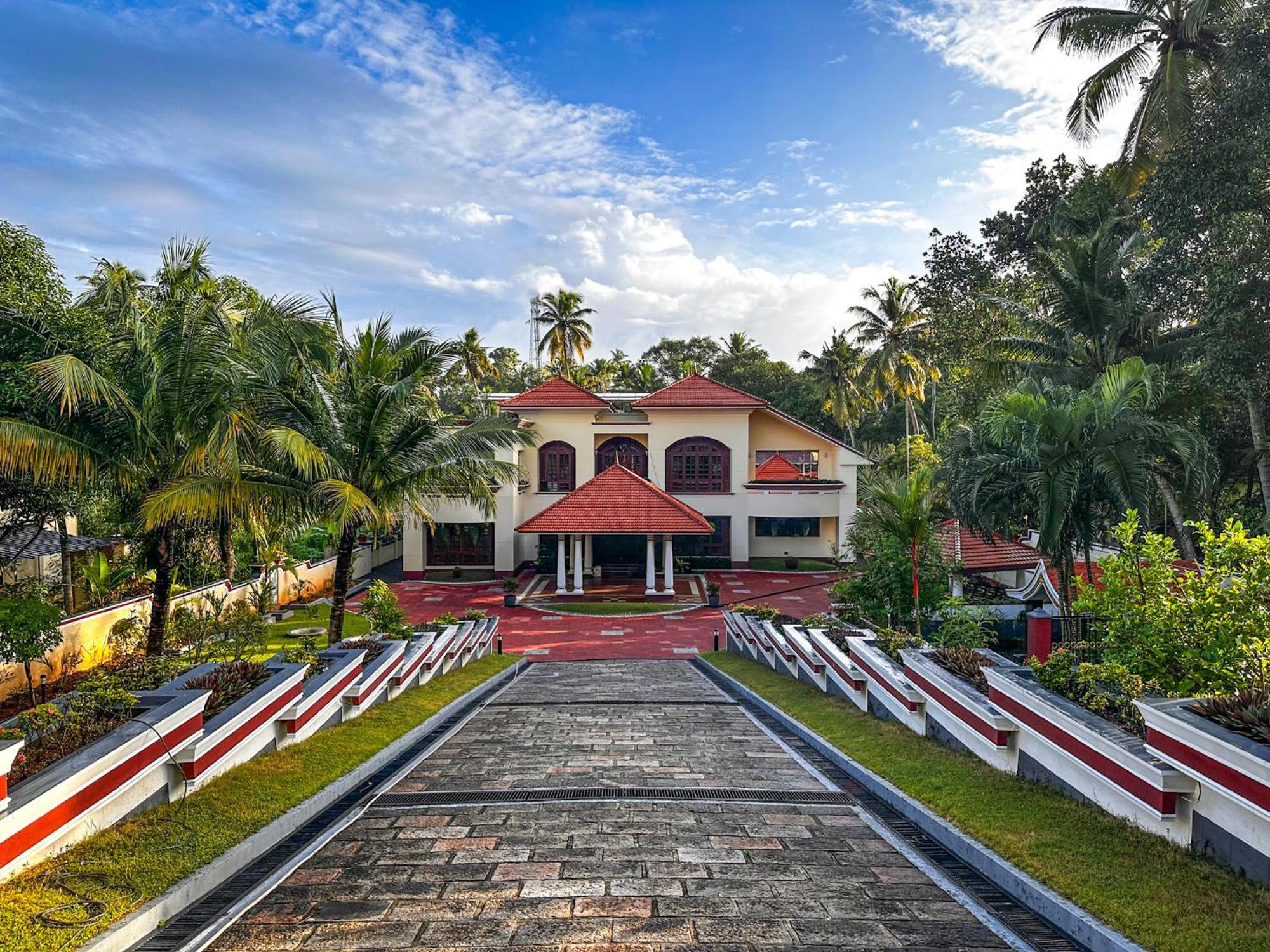 Parvathy Serenity In Varkala Attingal Экстерьер фото